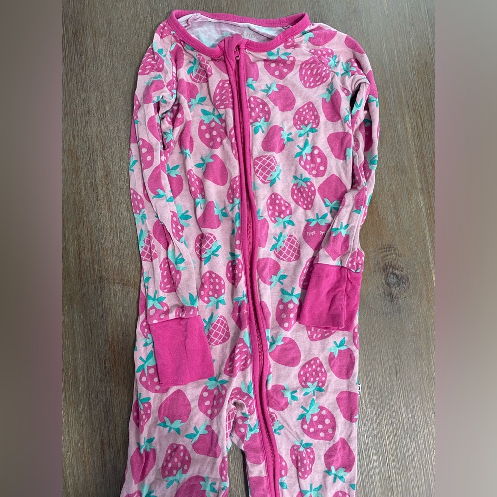 Little Sleepies Sweet Starberries Zippy 18-24 months